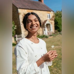 Daisy Embroidered Babydoll Dress, White